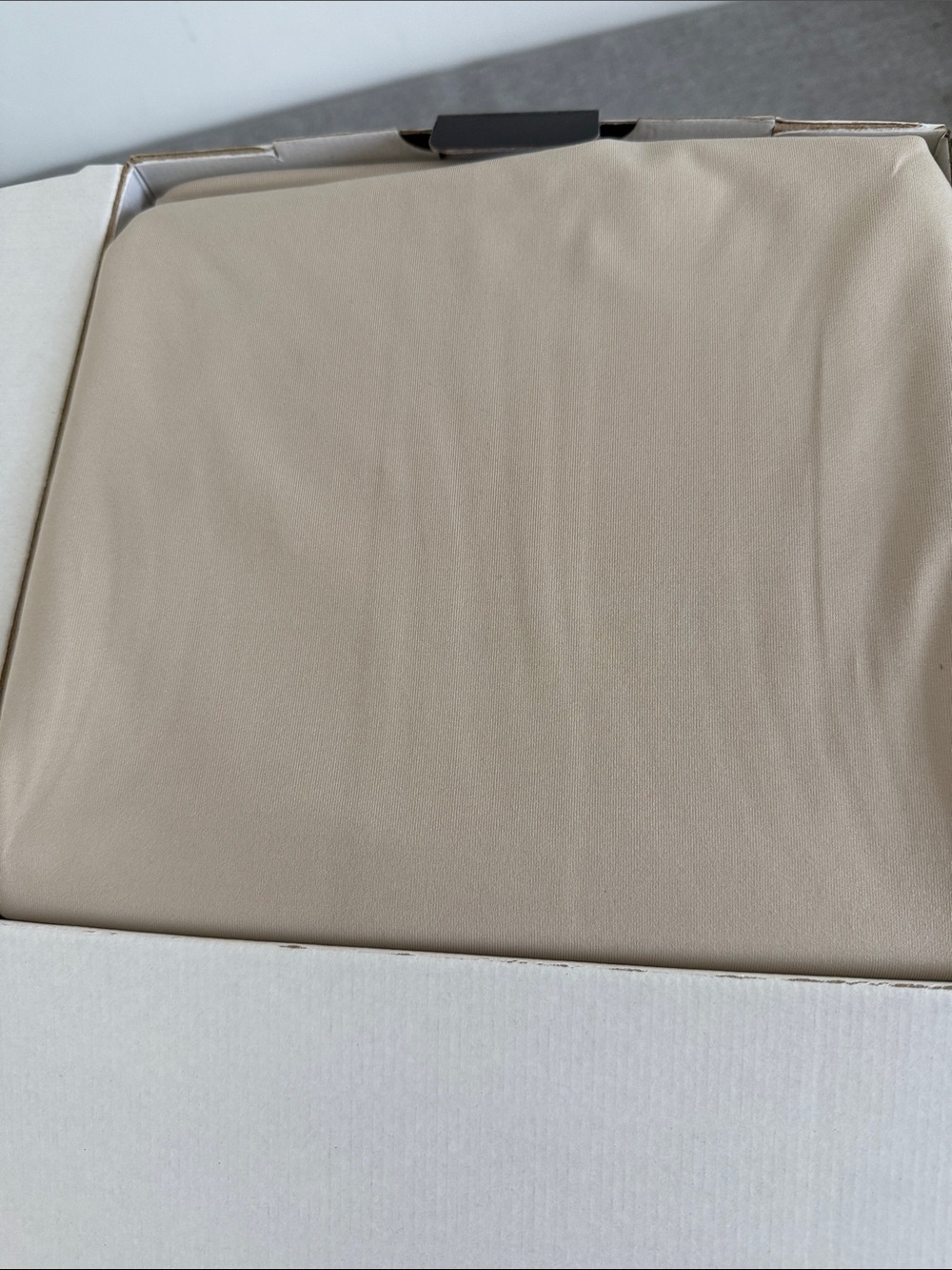 TEMPUR-ProPerformance Sheet Set in sandstone - Picture 4 of 5